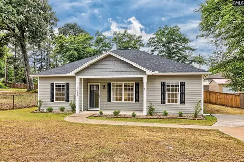 1023 Woodland Dr, West Columbia, SC 29169