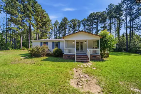 64 Favor Rd, Camden, SC 29020