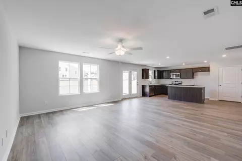 Living - 6008 Edgemont Ct, Elgin, SC 29045 photo 3 of 4