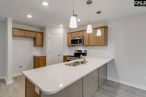 Kitchen - 3107 Crescent Corner Dr, Elgin, SC 29045 photo 2 of 4
