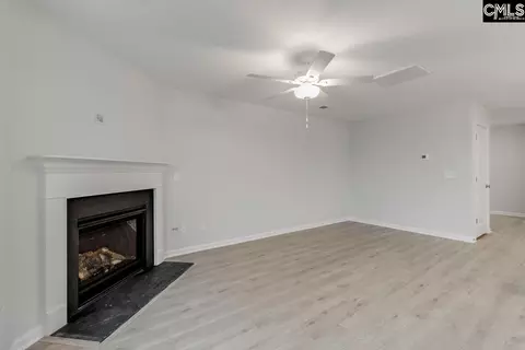 Living - 3107 Crescent Corner Dr, Elgin, SC 29045 photo 2 of 5