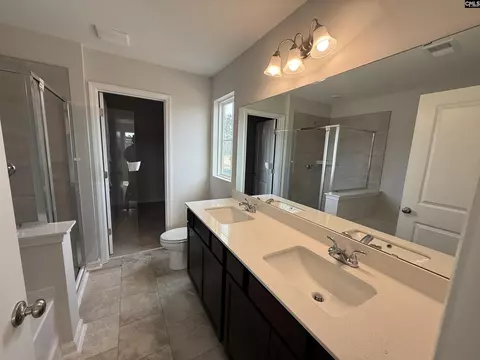 Bath - 1114 Crescent Corner Dr, Elgin, SC 29045 photo 2 of 3