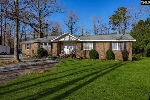 540 Lakeshore Dr, Chapin, SC 29036