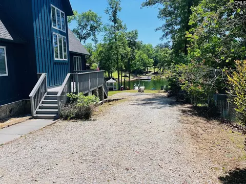 Exterior - 1072 Vansant Rd, Leesville, SC 29070 photo 4 of 8
