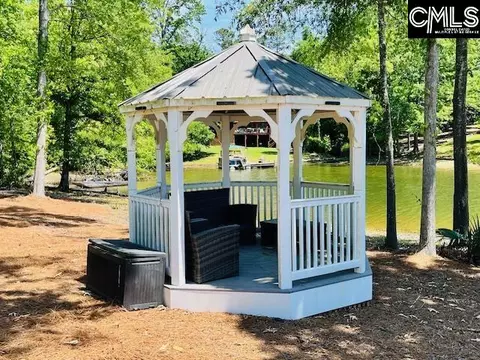 Exterior - 1072 Vansant Rd, Leesville, SC 29070 photo 7 of 8