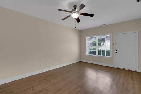 Living - 5 Cornerstone Way, Irmo, SC 29063 photo 2 of 7