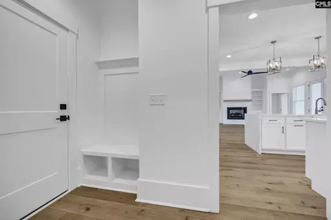 Entry Way - 272 Breakwater Dr, Prosperity, SC 29127 photo 3 of 6