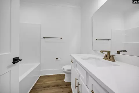 Bath - 272 Breakwater Dr, Prosperity, SC 29127 photo 3 of 3