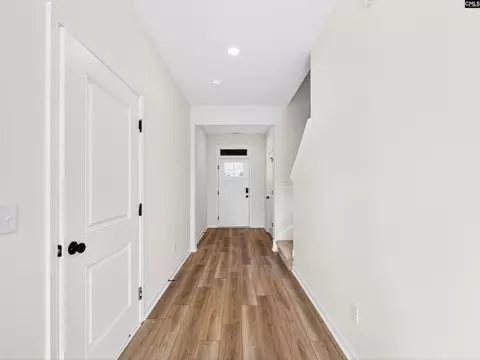 Entry Way - 154 Odell Dr, Cayce, SC 29033 photo 2 of 6