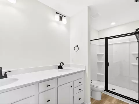 Bath - 154 Odell Dr, Cayce, SC 29033 photo 5 of 5