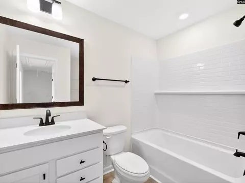 Bath - 154 Odell Dr, Cayce, SC 29033 photo 4 of 5