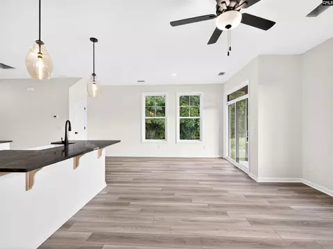Living - 154 Odell Dr, Cayce, SC 29033 photo 3 of 3