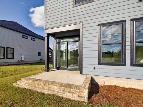 Exterior - 150 Odell Dr, Cayce, SC 29033 photo 6 of 8