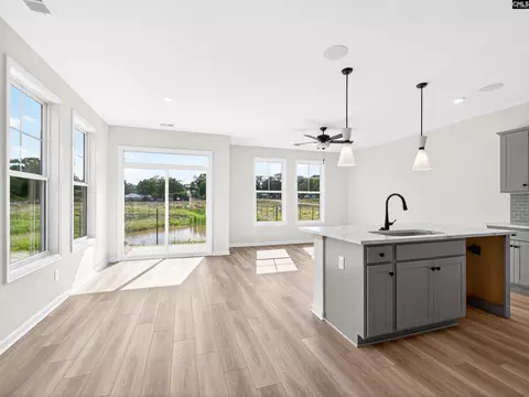 Living - 146 Odell Dr, Cayce, SC 29033 photo 1 of 2