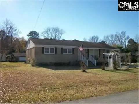 1204 Hillcrest Rd, Newberry, SC 29108