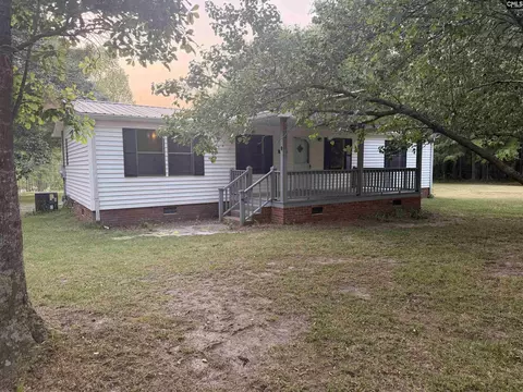 1094 Carrie Lynn Dr, Manning, SC 29102