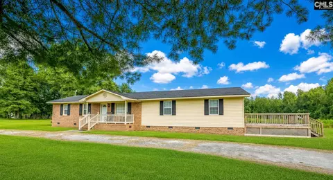 734 Foxboro Rd, Marion, SC 29571