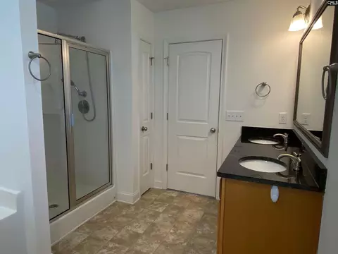 Bath - 9 Snowbird Ln, Elgin, SC 29045 photo 7 of 11
