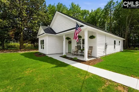 125 S East Ave, Leesville, SC 29070
