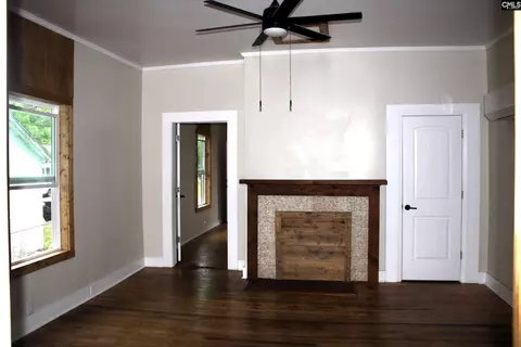 65 Evans St, Whitmire, SC 29178 photo 3