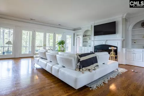 Living - 305 Redbay Rd, Elgin, SC 29045 photo 3 of 3