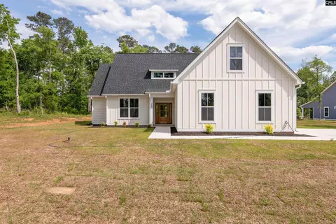 29 Lands End Ln, Prosperity, SC 29127