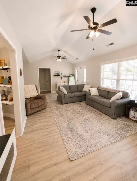 Living - 3150 Oleander Dr, Sumter, SC 29154 photo 1 of 1