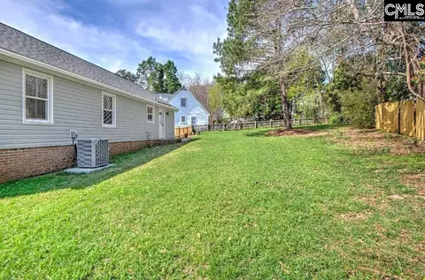 Exterior - 208 Puller Ct, Lexington, SC 29072 photo 5 of 8