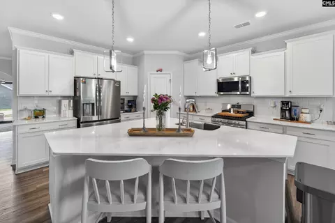 Kitchen - 401 Layup Cir, Elgin, SC 29045 photo 1 of 4
