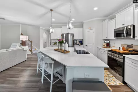 Kitchen - 401 Layup Cir, Elgin, SC 29045 photo 4 of 4
