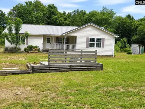 6792 Columbia Rd, Saint Matthews, SC 29135