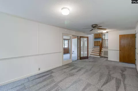 Living - 140 Wayne Mccaw Rd, Irmo, SC 29063 photo 4 of 5