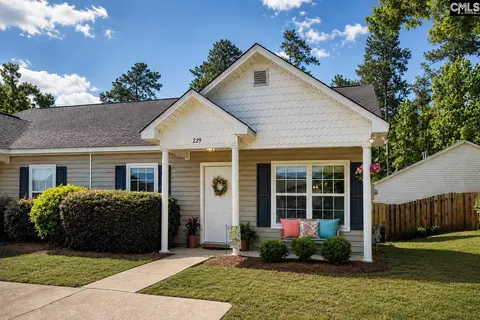 229 Saluda Woods Pl, West Columbia, SC 29169