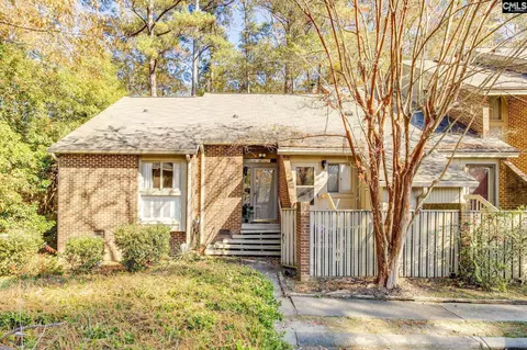 4 Gardenwood Ct, Columbia, SC 29209
