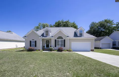 28 Heatherwood Dr, Lugoff, SC 29078