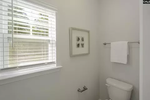 Bath - 147 Middlesex Ct, Lugoff, SC 29078 photo 4 of 10