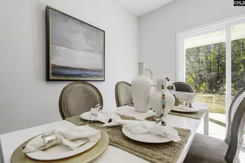 Dining - 147 Middlesex Ct, Lugoff, SC 29078 photo 2 of 2