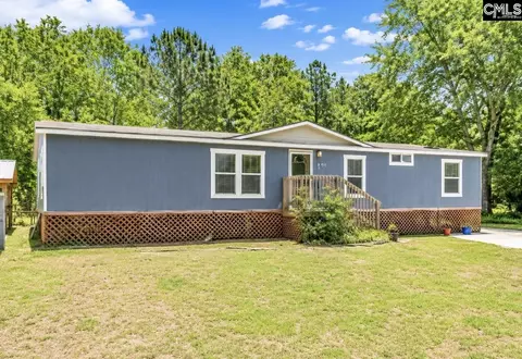 187 Ellexlee Rd, Santee, SC 29142
