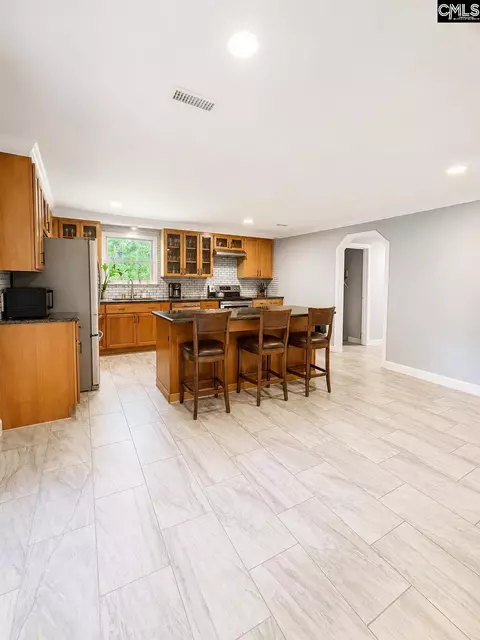 Kitchen - 2185 Longtown Rd, Ridgeway, SC 29130 photo 1 of 2