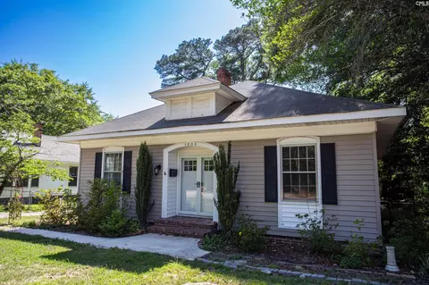 1803 Broad St, Camden, SC 29020