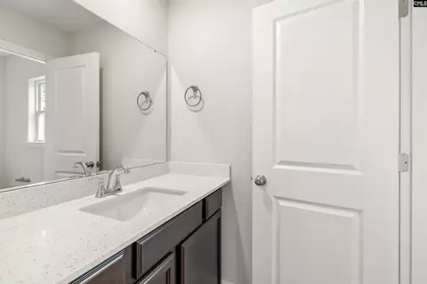 Bath - 118 Middlesex Ct, Lugoff, SC 29078 photo 2 of 3
