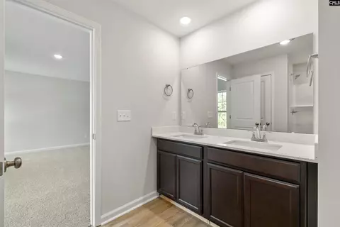 Entry Way - 118 Middlesex Ct, Lugoff, SC 29078 photo 7 of 7