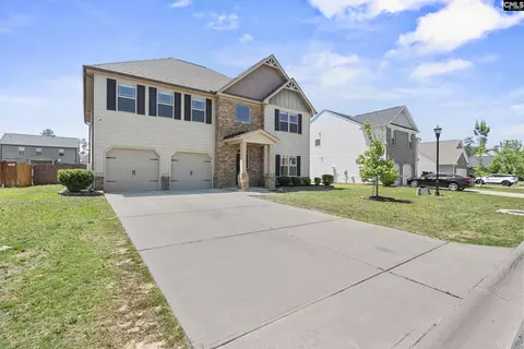 558 Sterling Ponds Dr, Blythewood, SC 29016