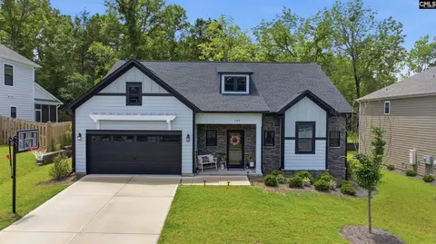 149 Collins Cove Dr, Chapin, SC 29036