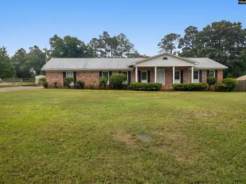 1307 Sunnyhill Dr, Camden, SC 29020
