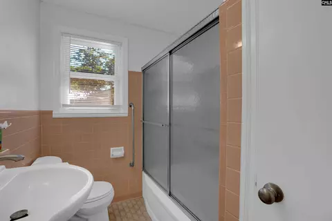 Bath - 1528 Hazel St, Cayce, SC 29033 photo 1 of 2
