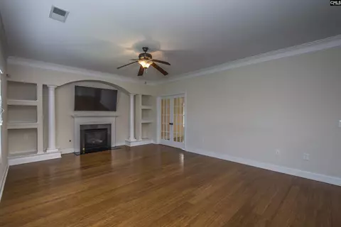 Living - 199 Rossmore Dr, Cayce, SC 29033 photo 7 of 7