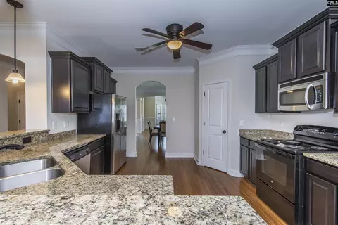 Entry Way - 199 Rossmore Dr, Cayce, SC 29033 photo 4 of 7