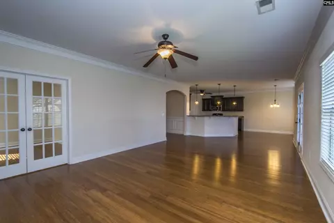 Living - 199 Rossmore Dr, Cayce, SC 29033 photo 4 of 7