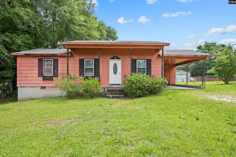 28 Tanglewood Ln, Great Falls, SC 29055